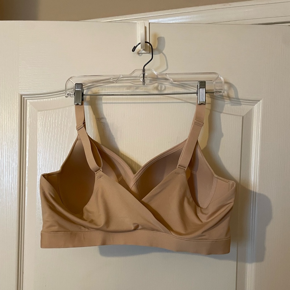 Lane Bryant Cacique Comfort Bliss No Wire Lounge Bra Size 40C Nude Beige NWOT - Picture 2 of 6